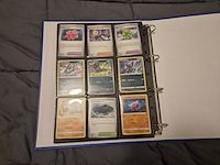Pokémon kaarten met verzamelblik, rares, veel glimmende kaarten, gevulde mappen en accessoires - afbeelding 32 van  38