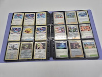 Pokémon kaarten verzameling met map en poké ball opbergblik (incl. rare & vintage kaarten) - afbeelding 9 van  23