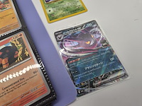 Pokémon kaarten verzameling met map en poké ball opbergblik (incl. rare & vintage kaarten) - afbeelding 19 van  23