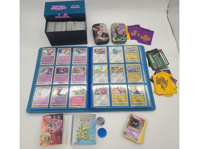 Pokémon kaarten - afbeelding 1 van  31