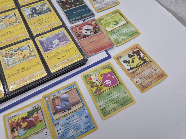 Pokémon kaartencollectie met elite trainer box, vintage/rares/holo en verzamelmap - afbeelding 21 van  26