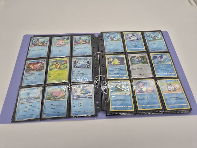 Pokémon kaartencollectie met twee verzamelmappen, vintage, holo en deckboxen - afbeelding 11 van  26
