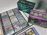 Pokémon kaartencollectie met twee verzamelmappen, vintage, holo en deckboxen - afbeelding 21 van  26