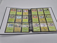 Pokémon kaartencollectie met twee verzamelmappen, vintage, holo en deckboxen - afbeelding 25 van  26
