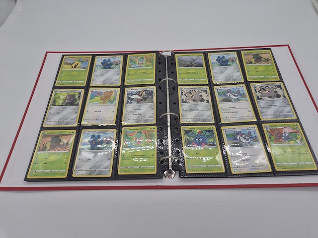 Pokémon kaartenverzameling met map, zeldzame kaarten, losse kaarten, vintage en poké ball-opbergdoos - afbeelding 6 van  18