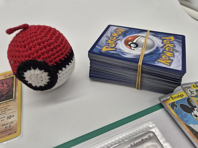 Pokémon kaartenverzameling met mega charizard ex, (vintage) kaarten, zeldzame en holo’s - afbeelding 2 van  26