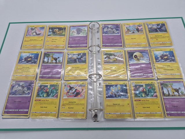 Pokémon kaartenverzameling met mega charizard ex, (vintage) kaarten, zeldzame en holo’s - afbeelding 11 van  26