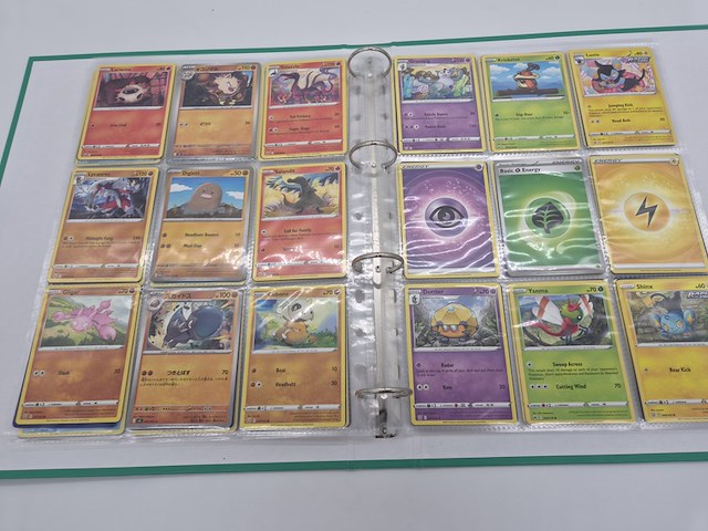 Pokémon kaartenverzameling met mega charizard ex, (vintage) kaarten, zeldzame en holo’s - afbeelding 15 van  26
