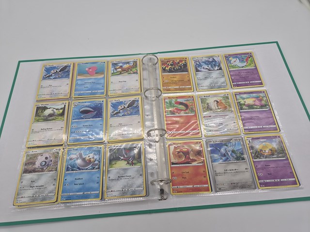 Pokémon kaartenverzameling met mega charizard ex, (vintage) kaarten, zeldzame en holo’s - afbeelding 17 van  26
