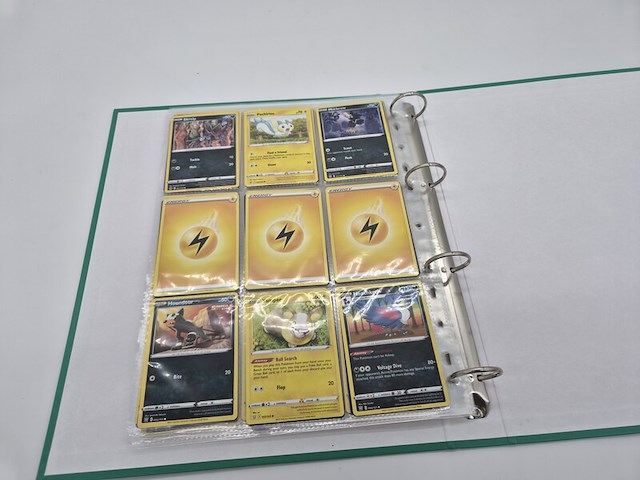 Pokémon kaartenverzameling met mega charizard ex, (vintage) kaarten, zeldzame en holo’s - afbeelding 19 van  26