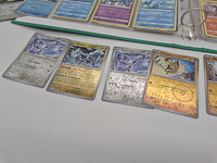 Pokémon kaartenverzameling met mega charizard ex, (vintage) kaarten, zeldzame en holo’s - afbeelding 20 van  26