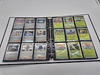 Pokémon kaartenverzameling met o.a. rares, vintage kaarten, holo's, map en poké ball-opbergdoos - afbeelding 8 van  21