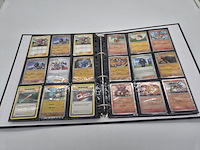 Pokémon kaartenverzameling met o.a. rares, vintage kaarten, holo's, map en poké ball-opbergdoos - afbeelding 10 van  21