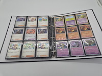Pokémon kaartenverzameling met o.a. rares, vintage kaarten, holo's, map en poké ball-opbergdoos - afbeelding 13 van  21