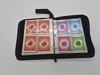 Pokémon kaartenverzameling met verzamelmap en accessoires - afbeelding 32 van  46