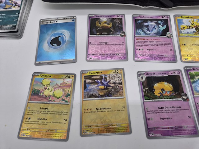 Pokémon kaartenverzameling met verzamelmap en accessoires - afbeelding 23 van  46
