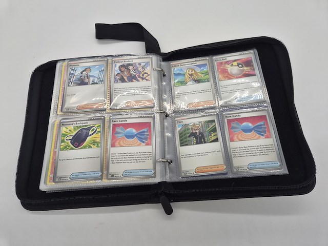 Pokémon kaartenverzameling met verzamelmap en accessoires - afbeelding 37 van  46