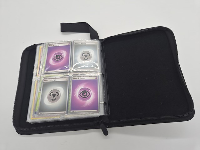 Pokémon kaartenverzameling met verzamelmap en accessoires - afbeelding 39 van  46