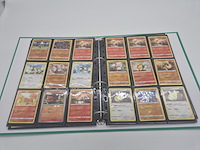 Pokémon kaartenverzameling met vintage kaarten, glimmende kaarten, rares, white flare elite trainer box en map - afbeelding 7 van  23