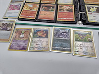 Pokémon kaartenverzameling met vintage kaarten, glimmende kaarten, rares, white flare elite trainer box en map - afbeelding 17 van  23