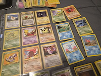 Pokémon map met vele kaarten, veel vintage kaarten en deckboxen - afbeelding 2 van  19