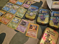 Pokémon mega collectie met o.a. vintage kaarten, 4 gevulde mappen, tins en xl kaarten - afbeelding 2 van  19