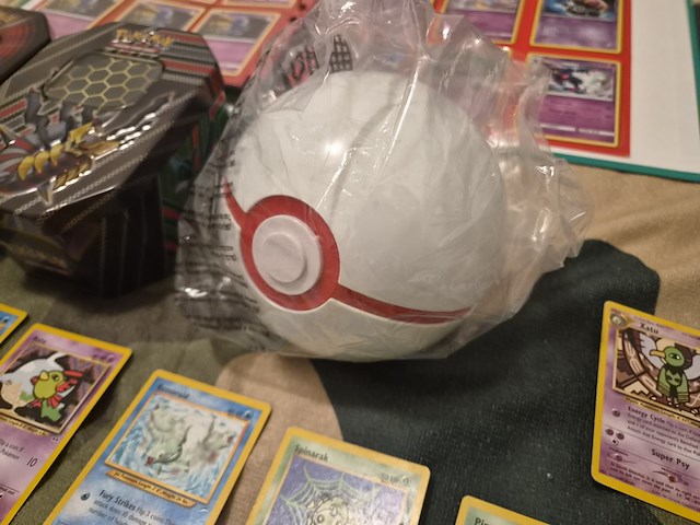Pokémon mega collectie met o.a. vintage kaarten, 4 gevulde mappen, tins en xl kaarten - afbeelding 13 van  19