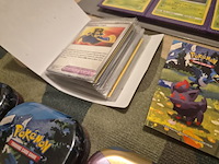 Pokémon mega collectie met o.a. vintage kaarten, 4 gevulde mappen, tins en xl kaarten - afbeelding 19 van  19