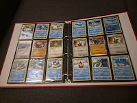 Pokémon verzameling met kaarten, insteekmap, oude kaarten, holo's, opbergdoos en accessoires - afbeelding 21 van  33