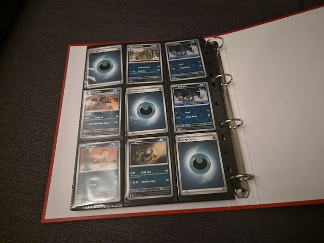 Pokémon verzameling met kaarten, insteekmap, oude kaarten, holo's, opbergdoos en accessoires - afbeelding 26 van  33