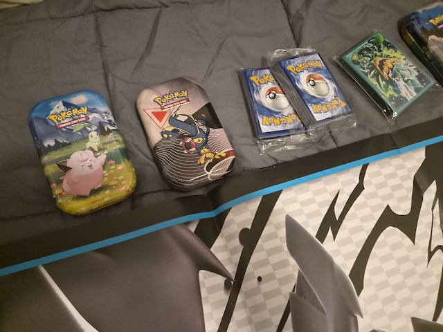 Pokémon verzameling met vintage kaarten, ge-grade kaart, rares, gevulde mappen, poster en meer - afbeelding 16 van  43