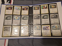 Pokémon verzameling met vintage kaarten, ge-grade kaart, rares, gevulde mappen, poster en meer - afbeelding 27 van  43