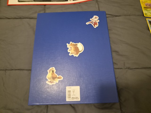 Pokémon verzameling met vintage kaarten, ge-grade kaart, rares, gevulde mappen, poster en meer - afbeelding 34 van  43