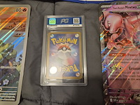 Pokémon verzameling met vintage kaarten, ge-grade kaart, rares, gevulde mappen, poster en meer - afbeelding 7 van  43
