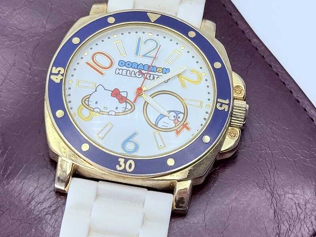Pokemon x hello kitty horloge - doraemon - afbeelding 1 van  7