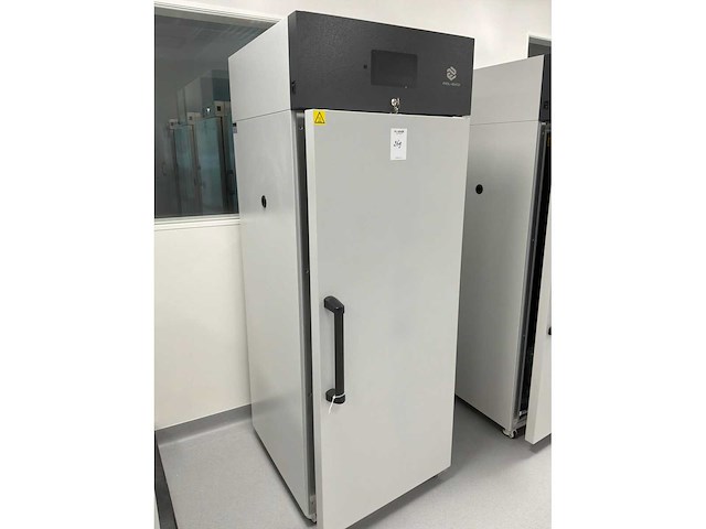 Pol-eko kks 700 smart pro laboratorium klimaatkamer - afbeelding 1 van  4