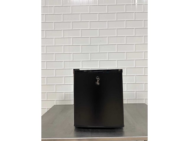 Polar - pb f40 - ongebruikte minibar koeler - afbeelding 1 van  8