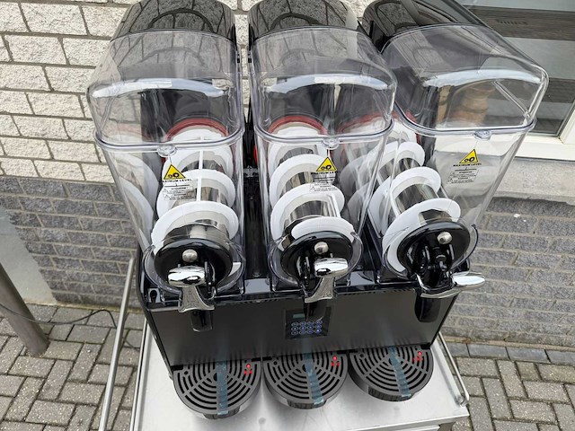 Polar ongebruikt - ua046 3 taps - slushpuppy machine - afbeelding 3 van  8