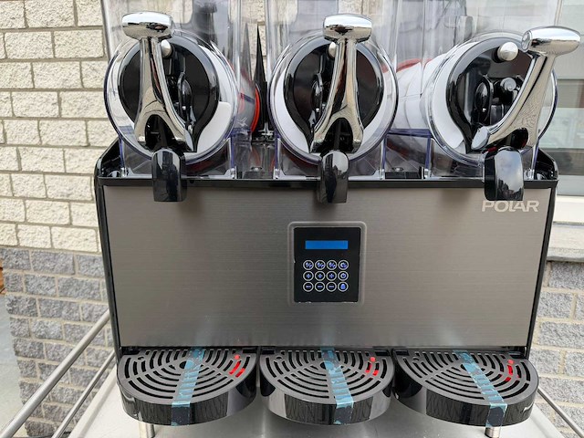 Polar ongebruikt - ua046 3 taps - slushpuppy machine - afbeelding 4 van  8