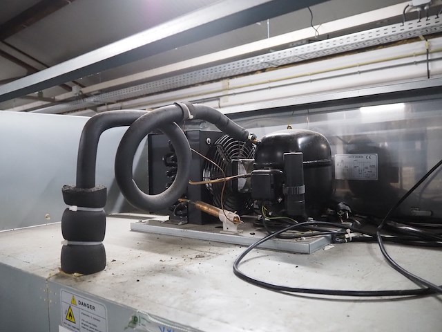 Polar - afbeelding 8 van  9