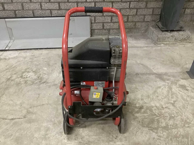 Polaris big pioneer luchtcompressor - afbeelding 2 van  3