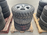 Polaris cross band met velg 195/65r15 (4x) - afbeelding 1 van  6