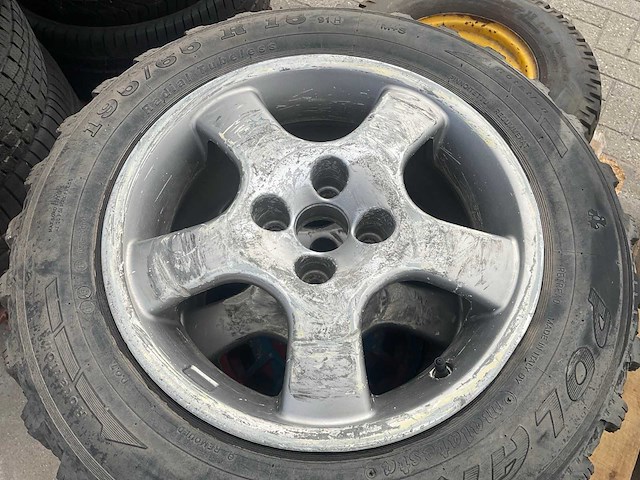 Polaris cross band met velg 195/65r15 (4x) - afbeelding 5 van  6
