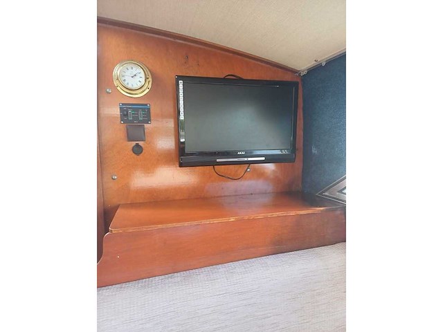 Polaris / damco - 770 deluxe - motorjacht inclusief trailer - afbeelding 16 van  39