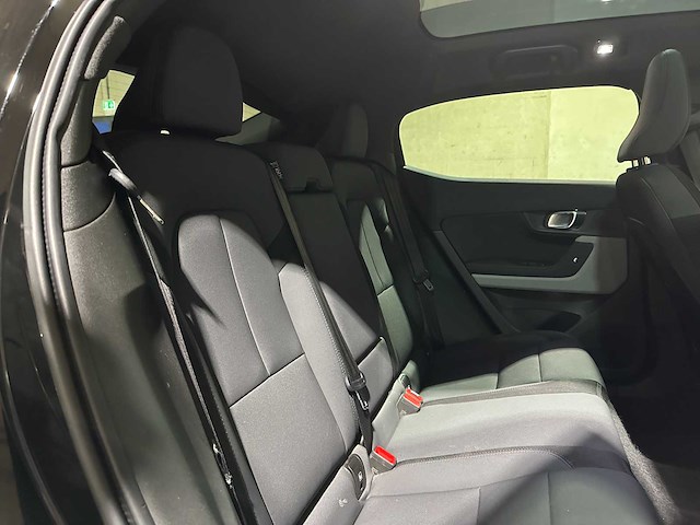 Polestar 2 long range dual motor launch edition 78kwh 408pk 2020 (origineel-nl + 1e eigenaar) j-075-ls - afbeelding 35 van  45