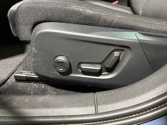 Polestar 2 long range dual motor launch edition 78kwh 408pk 2020 (origineel-nl & 1e eigenaar), k-112-dz - afbeelding 14 van  19