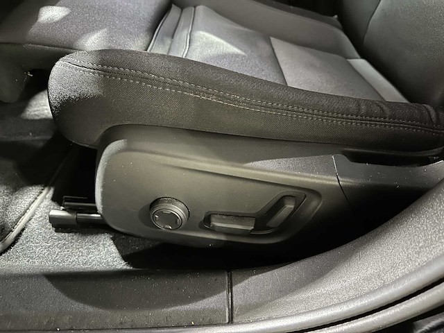 Polestar 2 long range dual motor launch edition 78kwh (origineel-nl + 1e eigenaar), j-984-sk - afbeelding 33 van  44