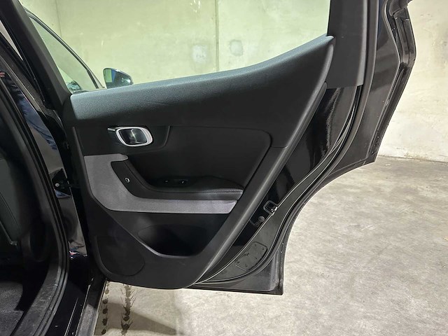 Polestar 2 long range dual motor launch edition 78kwh (origineel-nl + 1e eigenaar), j-984-sk - afbeelding 36 van  44