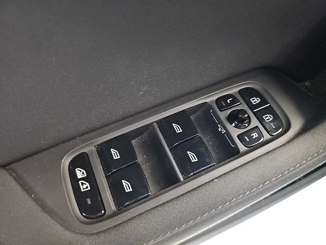 Polestar 2 long range single motor 78 kwh 2023 | s-426-rk i - afbeelding 3 van  30