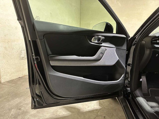 Polestar 2 performance lrdm launched. 78kwh 408pk 2020, k-012-fr - afbeelding 27 van  54